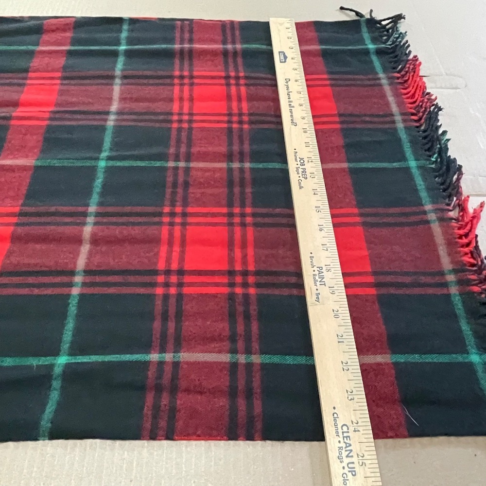 GAP Scarf Fringe Plaid Red & Green Black Flannel 78 x 24" Adult Cozy Lightweight - Picture 4 of 5
